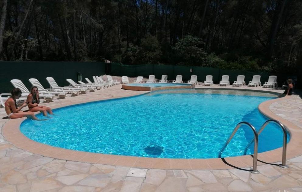 Charmant Studio Climatise Pinede 1 Min De La Mer Sanary-sur-Mer Bagian luar foto